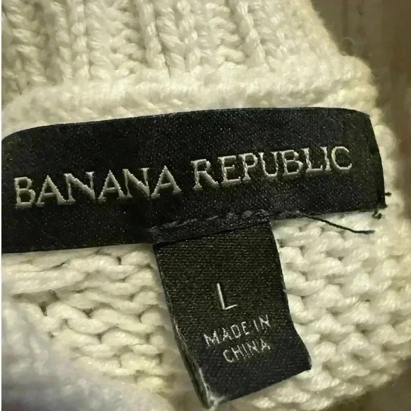 Banana Republic Cropped Knit Crewneck Sweater Size L. - Picture 8 of 9